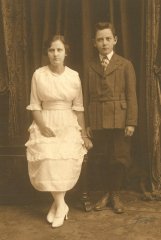 Erna & Walter Froese.jpg